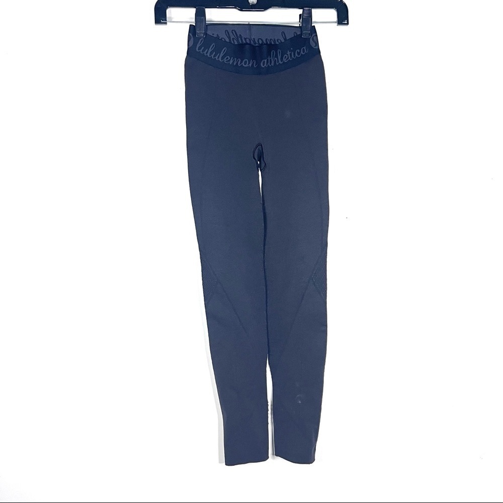 Lululemon | Inner Essence seamless 7/8 Legging